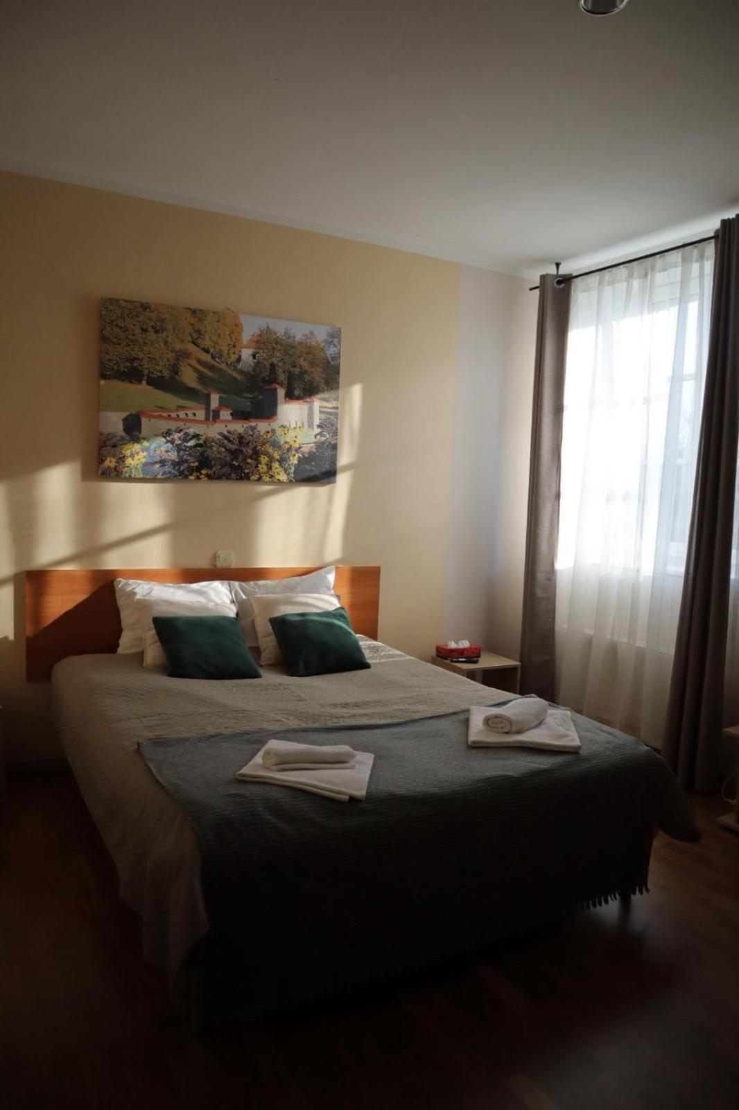 Viesnica Kandava Dış mekan fotoğraf